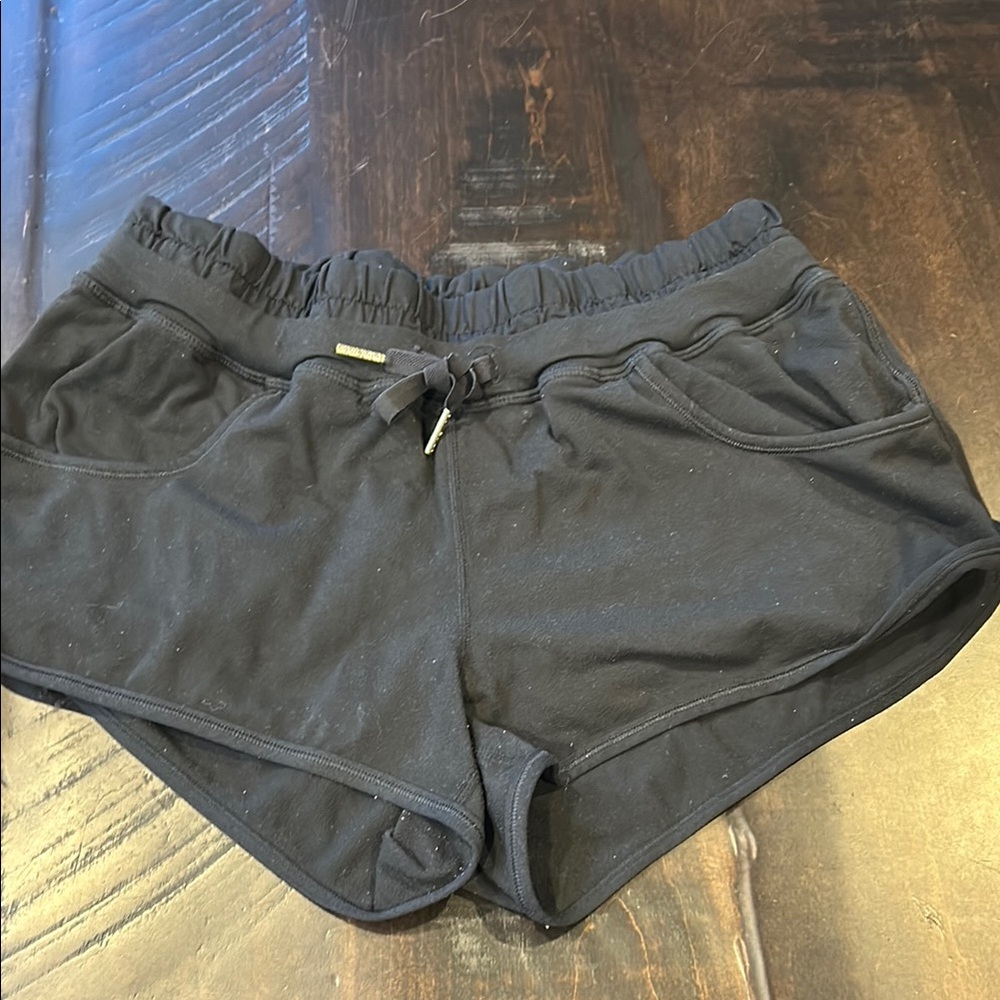 Lululemon Booty Shorts Size 6